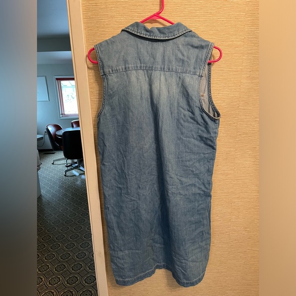 Denim Levi’s Dress💙 - Picture 2 of 5